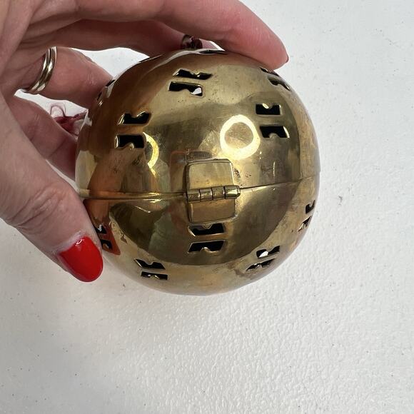 Vtg Brass Friendship Hanging Pierced 3" Potpourri Ball Orb Christmas Ornament - Picture 4 of 9
